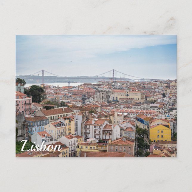 Vy över den gamla staden Lissabon och 25 april Bry Vykort (Framsida)