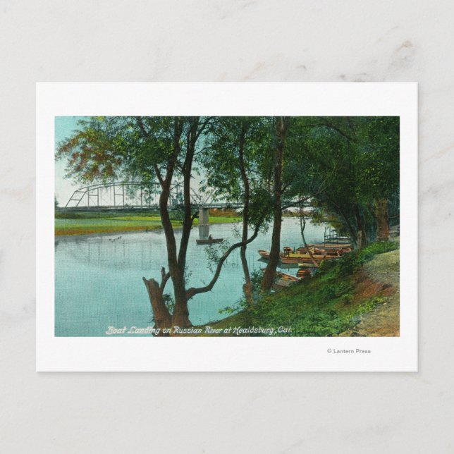 Vy över en båtlandning vid den ryska floden vykort (Framsida)