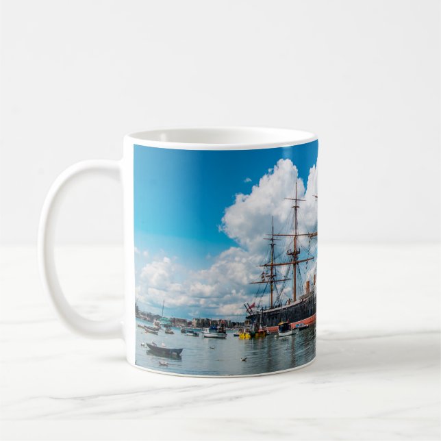 Vy över en historisk Victorian-pansrad fregatt fla Kaffemugg (Vänster)