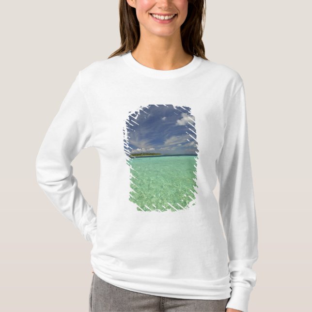 Vy över Funadoo-ön från Funadovilligilli 2 Tee Shirt (Framsida)