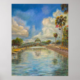 Vy över gångbron från sjö poster