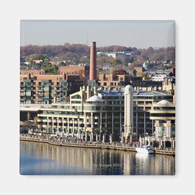 Vy över Georgetown och Waterfront-Washington DC Magnet (Framsidan)