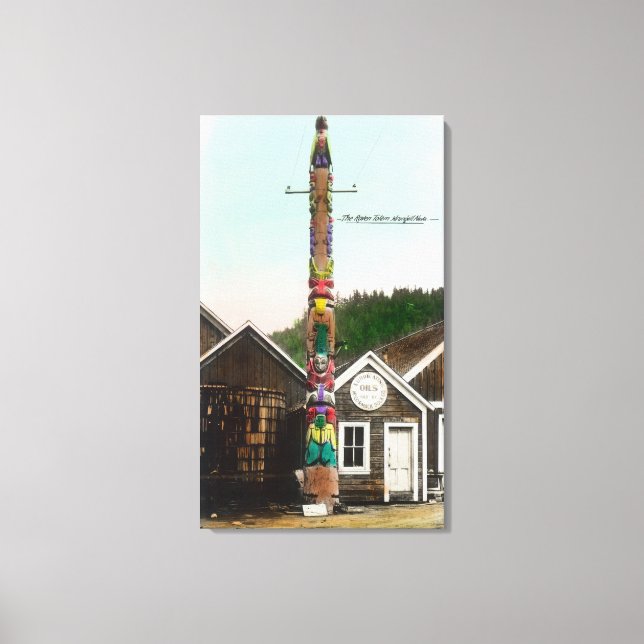 Vy över Raven TotempoleWrangell, AK Canvastryck (Framsida)