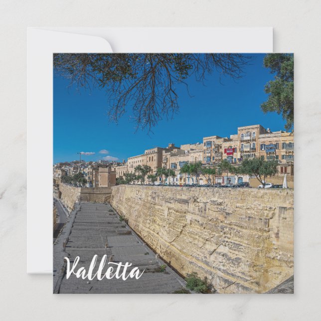 Vy över stadsmur och hamn i Valletta (Framsida)
