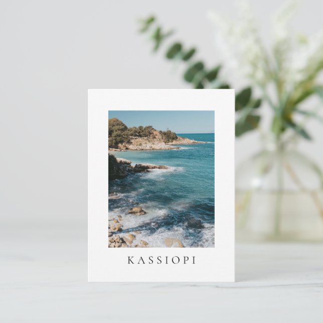 Vy vid Kassiopi bys kust, Korfu Vykort (Stående Fram)