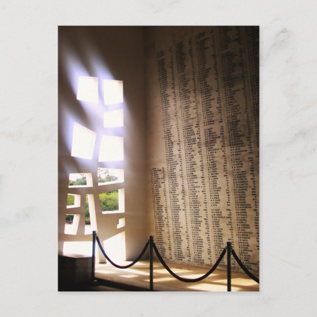 vykort för "Hallow Walls" (Framsida)