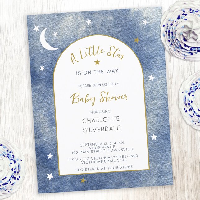 Vykort för inbjudan till babyskor med liten stjärn (A Little Star is on the Way watercolor navy blue, gold and white baby shower invitation postcard)