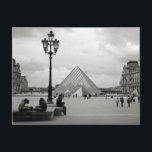 Vykort för Louvre Glass Pyramid<br><div class="desc">vykort</div>