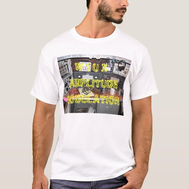 W1UX-AMPLITUDMODULERING TEE (Framsida)