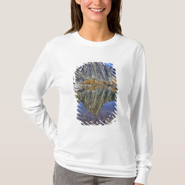 WA, Alpine Sjöar Wilderness, Enchantation Tee Shirt (Framsida)