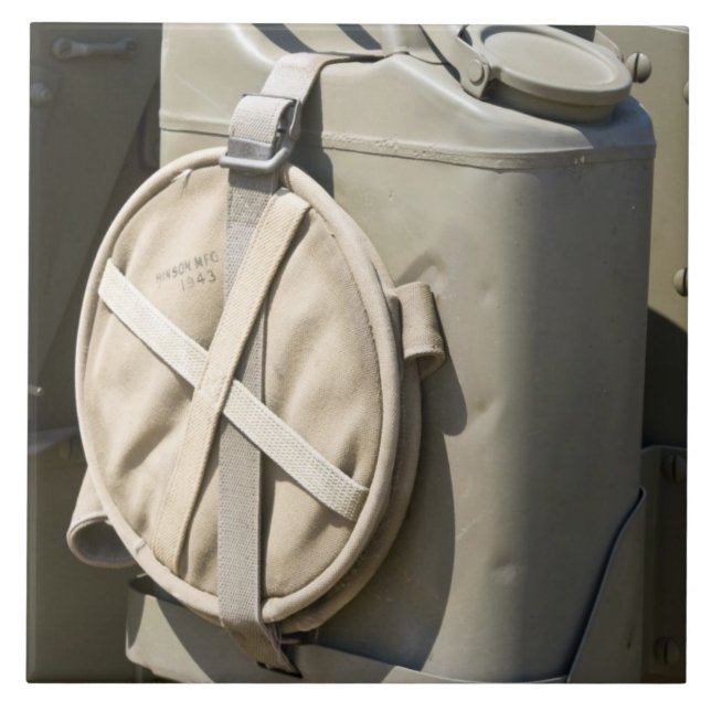 WA Arlington, Arlington Fluga-i, världskrig II 3 Kakelplatta (Framsidan)