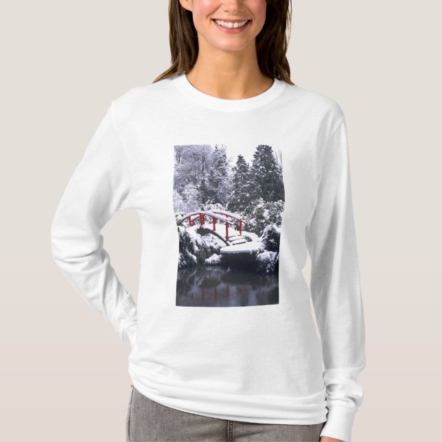 WA, Seattle, Månbro och damm efter vintern T-shirt (Framsida)
