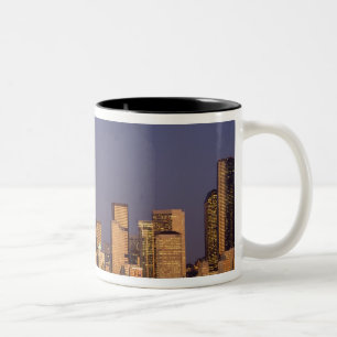 WA, Seattle, Seattleutsikt och Elliott Bay, Två-Tonad Mugg