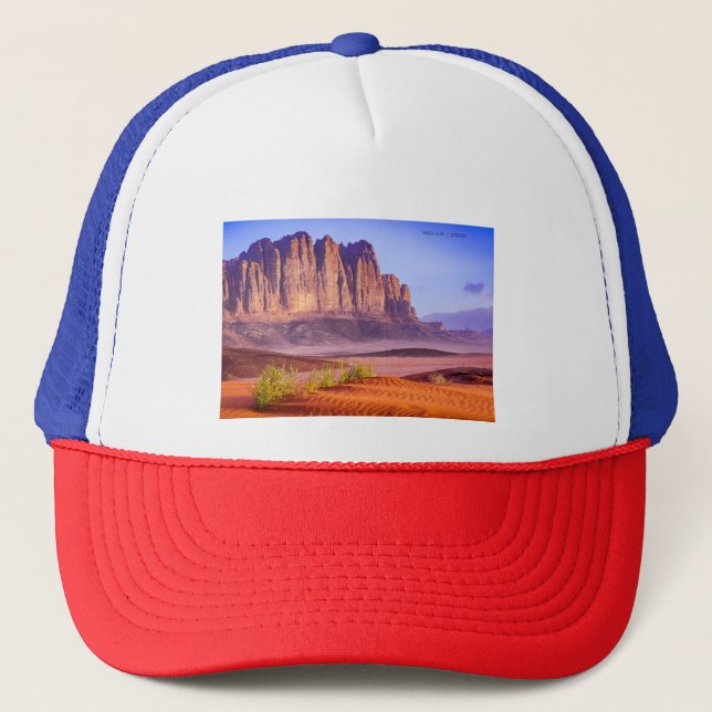 Wadi Rum desert in Jordan, Holiday  Keps (Framsida)