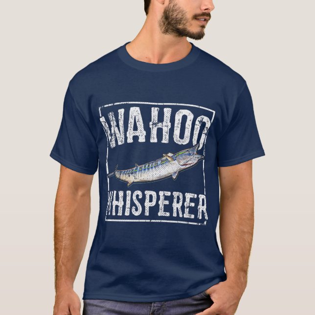Wahoo Whisperer Deep Sea Fishing T Shirt (Framsida)