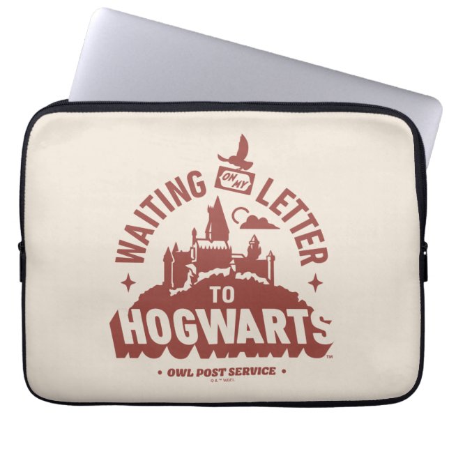 Waiting for my Letter to HOGWARTS™ Laptop Fodral (Framsidan)