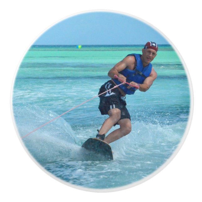 Wakeboarding i tropikernan knopp (Framsidan)