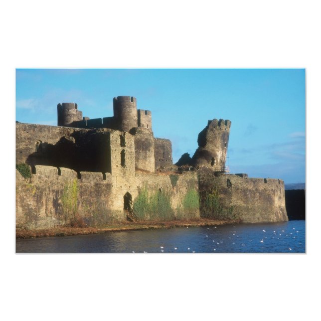 Wales - Caerphilly slott, med utsikt över Fototryck (Framsidan)