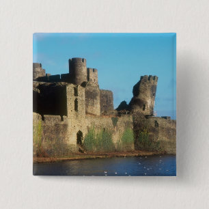 Wales - Caerphilly slott, med utsikt över Knapp