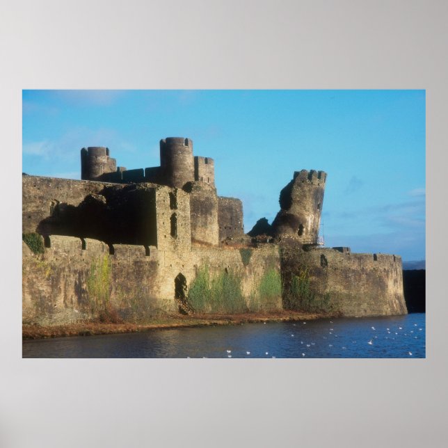 Wales - Caerphilly slott, med utsikt över Poster (Framsidan)