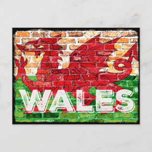 Wales Flagga on Brick Vykort