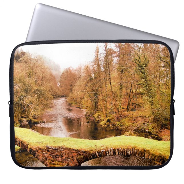 WALES SYNPUNKTER LAPTOP SLEEVE (Framsidan)