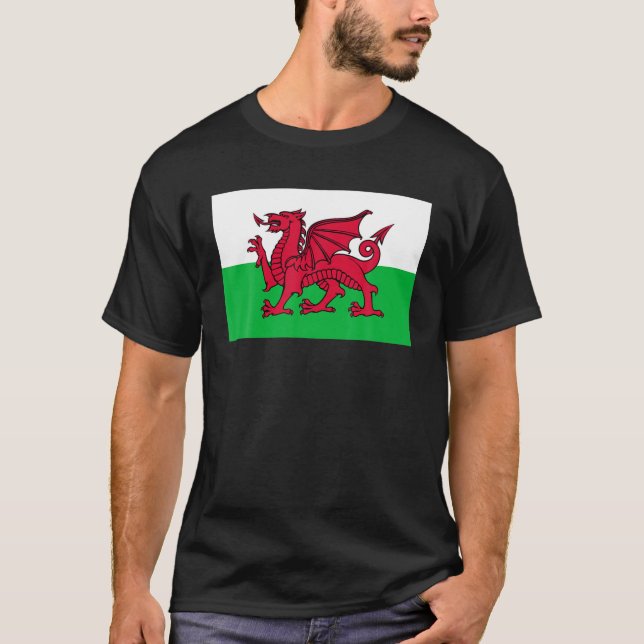 Wales Welsh A Dragon Flagga T Shirt (Framsida)