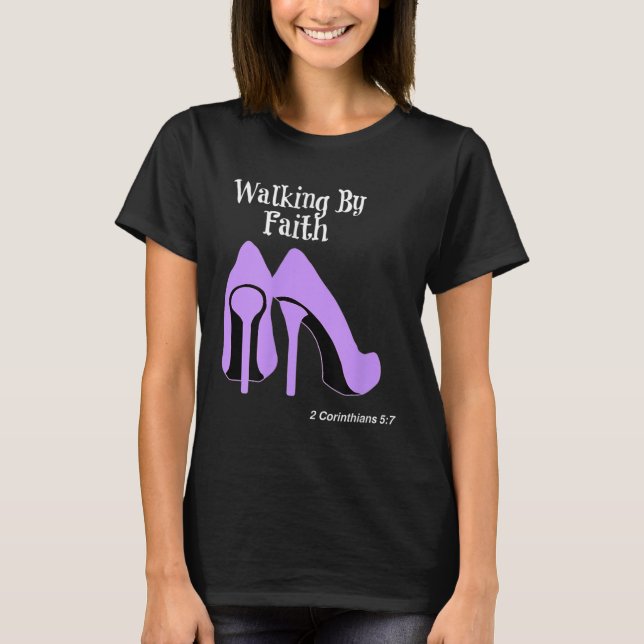 Walk By Faith Graphic Christian Design With Purple T Shirt (Framsida)