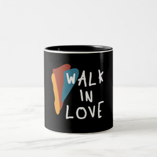 Walk in Kärlek - inspirerande kristen citat Två-Tonad Mugg