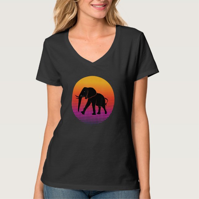 Walking African Elephant Animal Silhouette Sunset  T Shirt (Framsida)