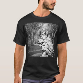 Walküre - Skulptur mit Baum-Arkade T Shirt