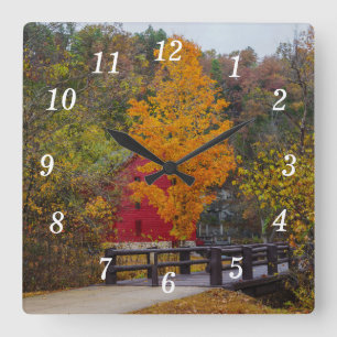 Walkway-brygga till Alley Mill Wall Clock Fyrkantig Klocka