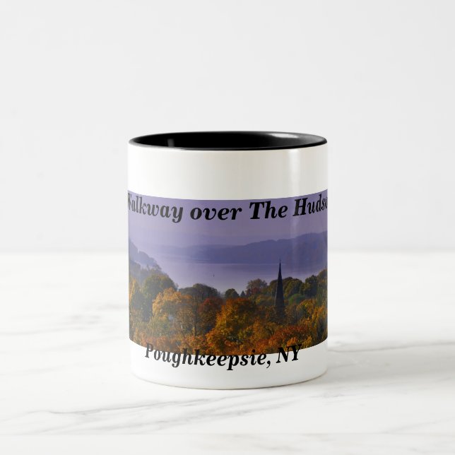Walkway över den Hudson muggen Två-Tonad Mugg (Center)