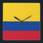 Wall Clock with Flagga of Colombia Fyrkantig Klocka<br><div class="desc">Fantastisk patriotisk väggklocka med Flagga i Colombia. Den här produkten har sitt anpassade.</div>