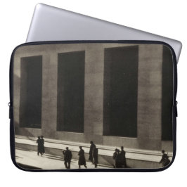 Wall street (av Paul Strand 1915) Laptop Fodral