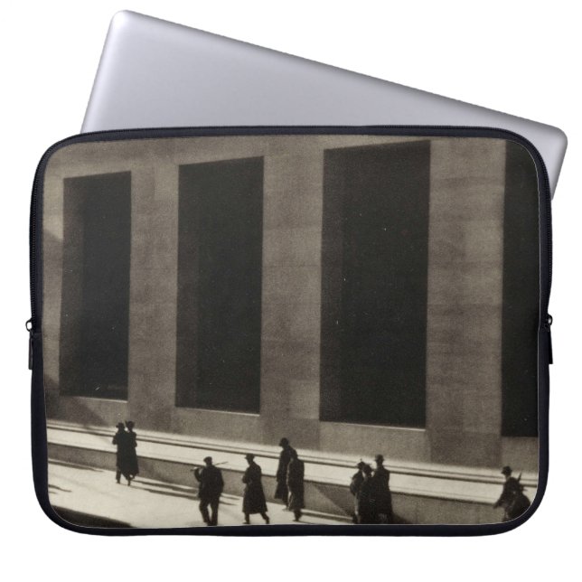Wall street (av Paul Strand 1915) Laptop Fodral (Framsidan)