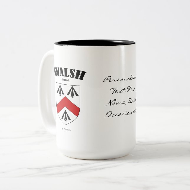 Walsh Family Crest, Translation & Meaning Två-Tonad Mugg (Framsida vänster)