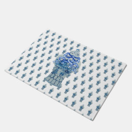 WandeBlue & White Ginger Burk