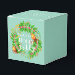 WandeHolly Jolly Family Light Teal Presentaskar<br><div class="desc">Attraktiv julkrans med rånfåglar.</div>