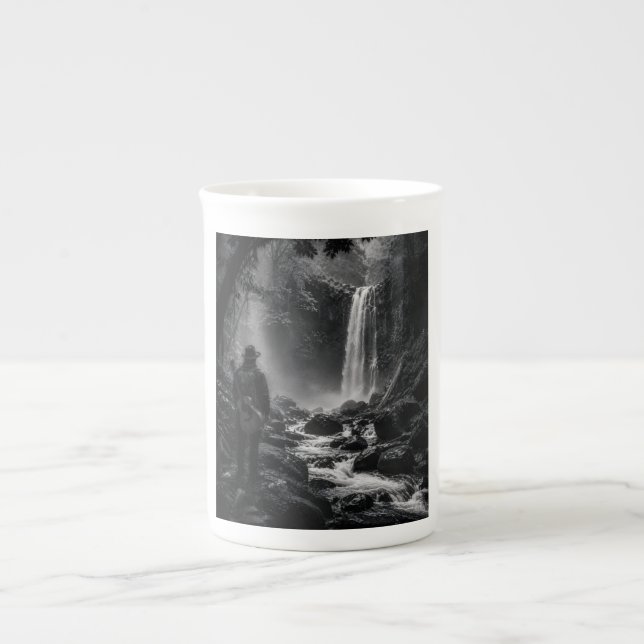 Wanderer Collection WO06 – Dolda vattenfallet Utfo Benporslin Mugg (Framsidan)