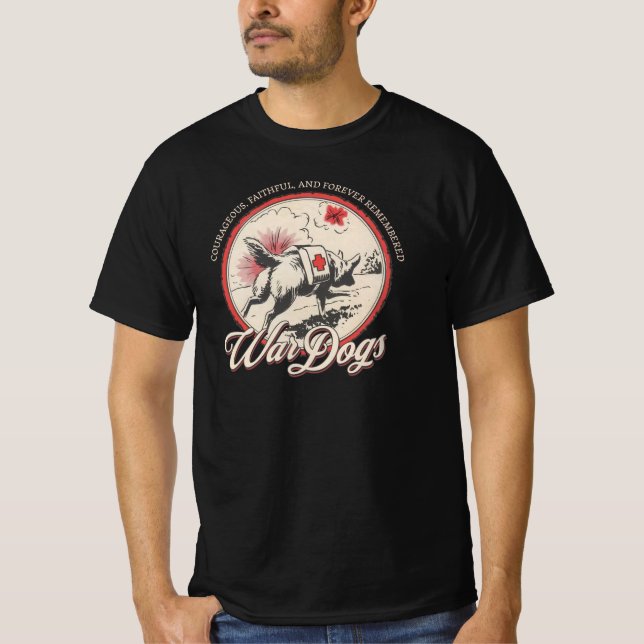 War Dogs - WW2 First Aid Animals Tribute T Shirt (Framsida)