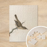 Warbler Reed Wren | William Lewin Pussel<br><div class="desc">Warbler; Reed Wren (före 1790) | William Lewin’s Warbler; Reed Wren är en känslig och detaljerad målning med en liten brun krigare som går på gren mot en minimalistisk bakgrund av neutralten. Konstnärets noggranna återgivning av fågelns mjuka fjädrar och lenderform belyser dess subtila skönhet. Bakgrundens enkelhet förstärker förarens naturliga elegans...</div>