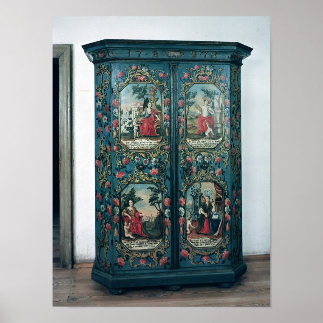 Wardrobe dekorerad med scener av de fyra poster (Framsidan)