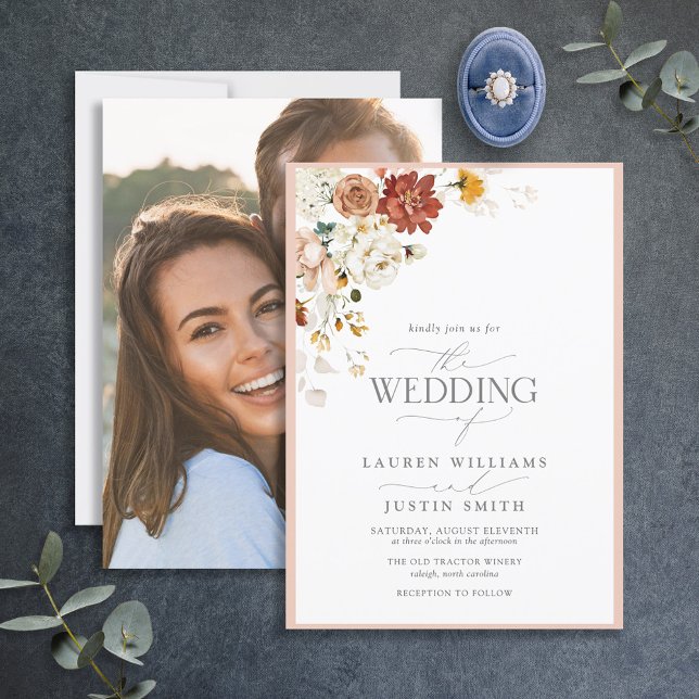 Warm Earthy Blommigt Calligraphy Photo Bröllop Inbjudningar (Skapare uppladdad)