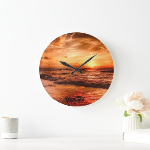 Warm Golden Orange Sunset over Ocean Stor Klocka
