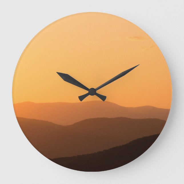 Warm Mountain Sunset Stor Klocka (Framsida)