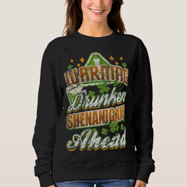 Warning Drunken Shenanigans Ahead St Patricks Day T Shirt (Framsida)
