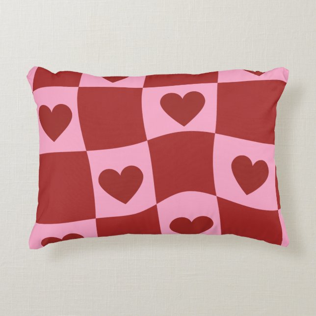Warped Crimson Pink Checkerboard Pillow Prydnadskudde (Framsidan)