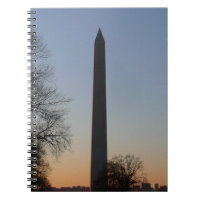 Washington Monument i Sunset