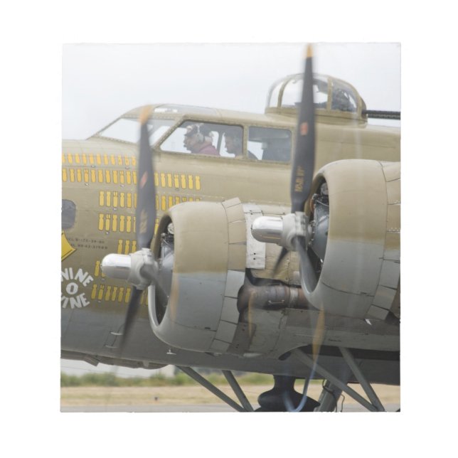 Washington, Olympia, militärflyguppvisning. 2 Anteckningsblock (Framsida)